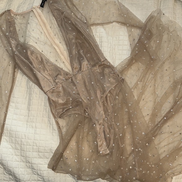 Gorgeous maxi dress - Picture 7 of 8